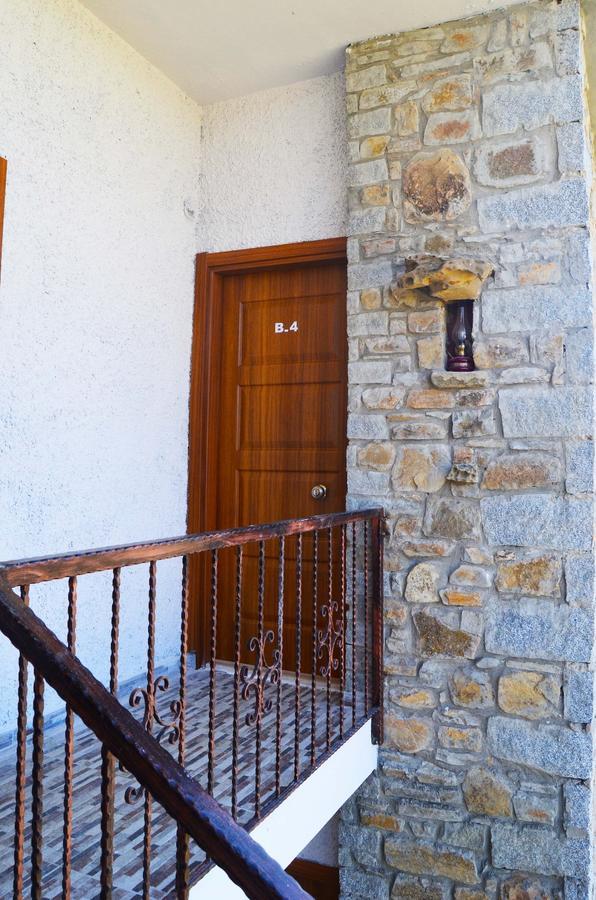 Laz Koyu Pansiyon İmroz Extérieur photo