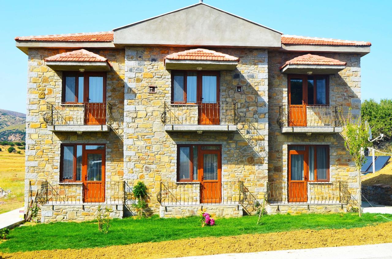 Laz Koyu Pansiyon İmroz Extérieur photo